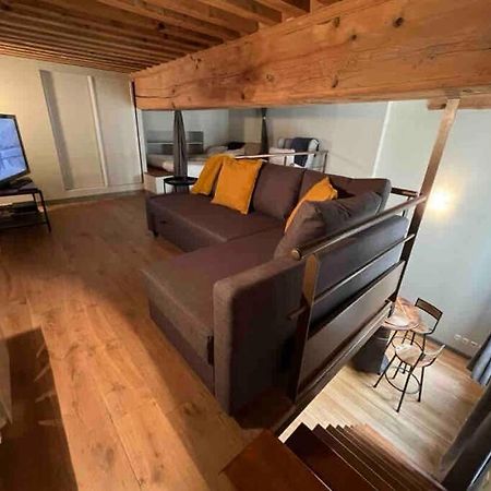 Chez Alam A Hotel De Ville 리옹 외부 사진