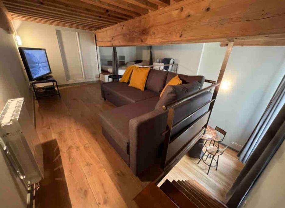 Chez Alam A Hotel De Ville 리옹 외부 사진
